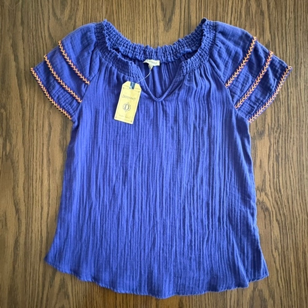 NWT Democracy Blouse XS Blue Crinkle Gauze Embroidered Short Sleeve Smocked